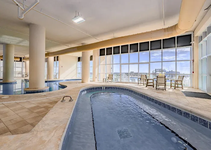Phoenix Gulf Towers 1006 Apartment *