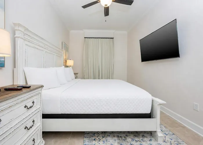 Phoenix Gulf Towers 1006 Apartment *